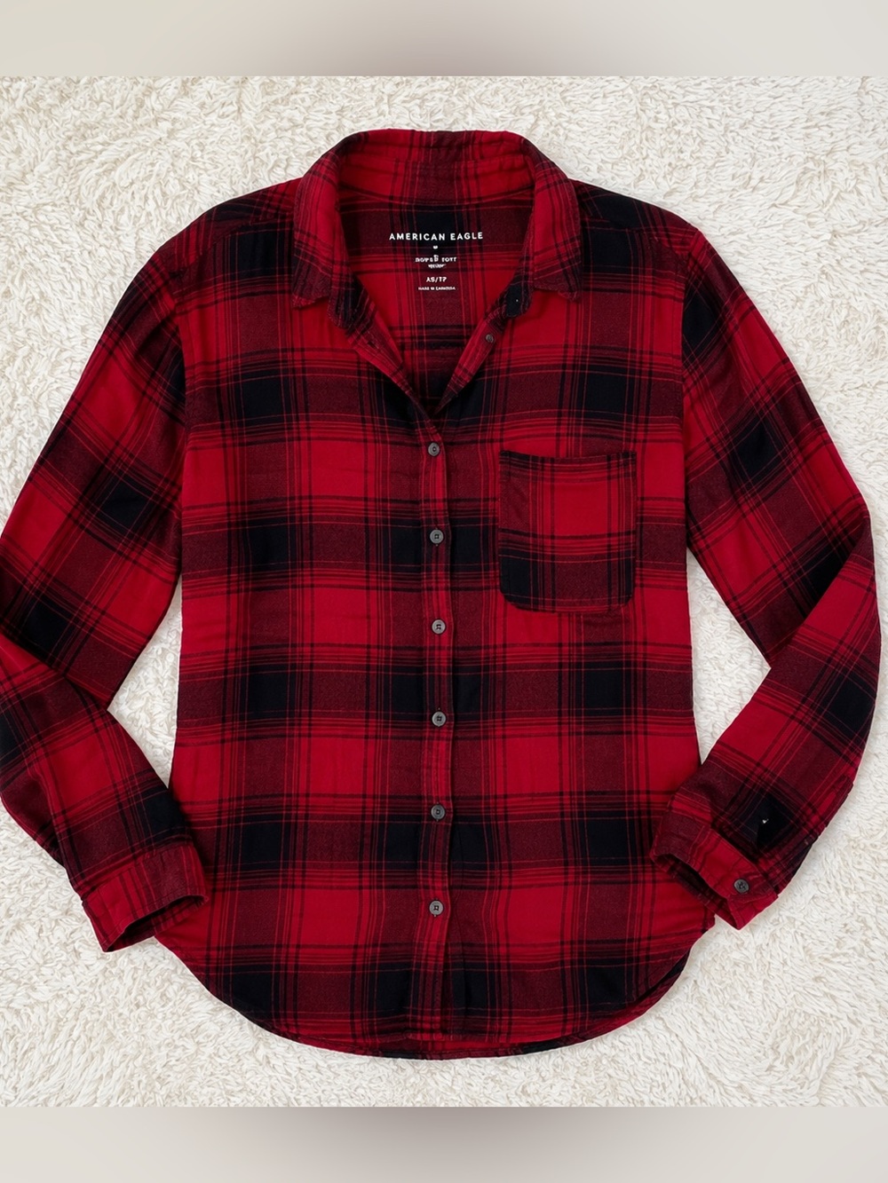 American Eagle Ahh-Mazingly Soft Boyfriend Plaid Flannel Shirt XS Red Black